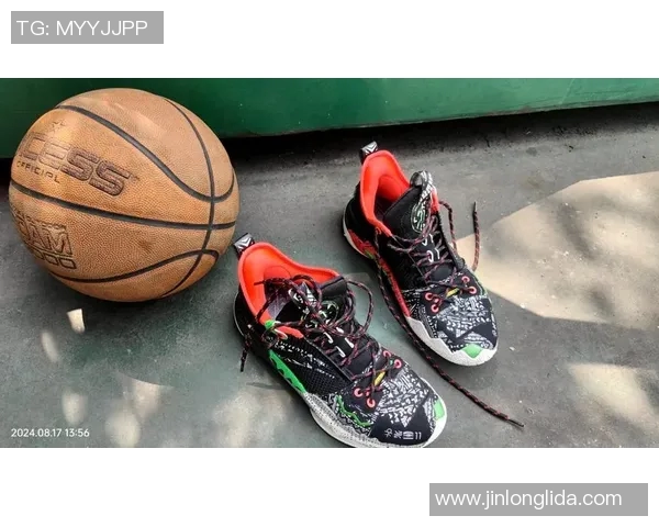 适合后卫的足球鞋推荐助你在场上更稳健自信提升防守能力 适合后卫的足球鞋推荐助你在场上更稳健自信提升防守能力